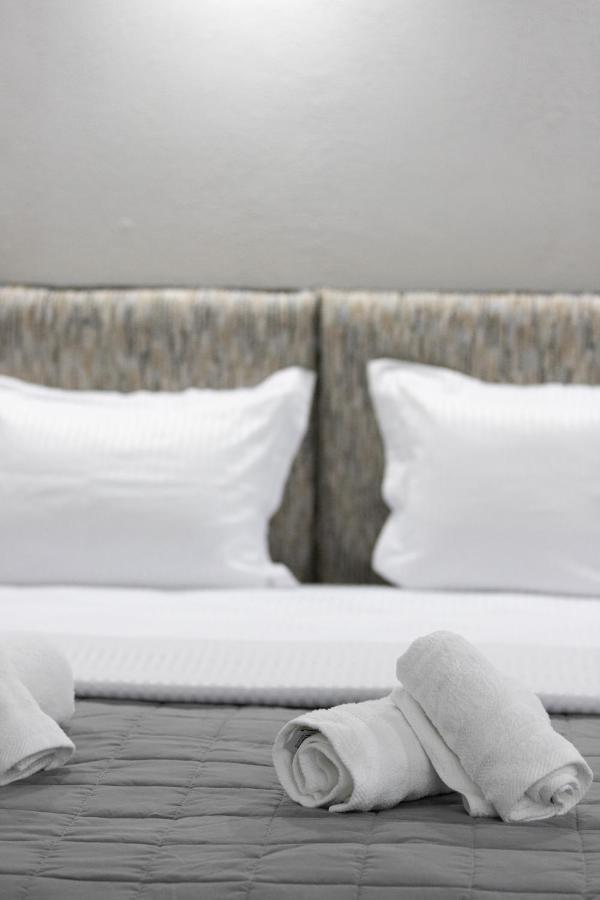 The Euphoria Club Luxury Pefkochori