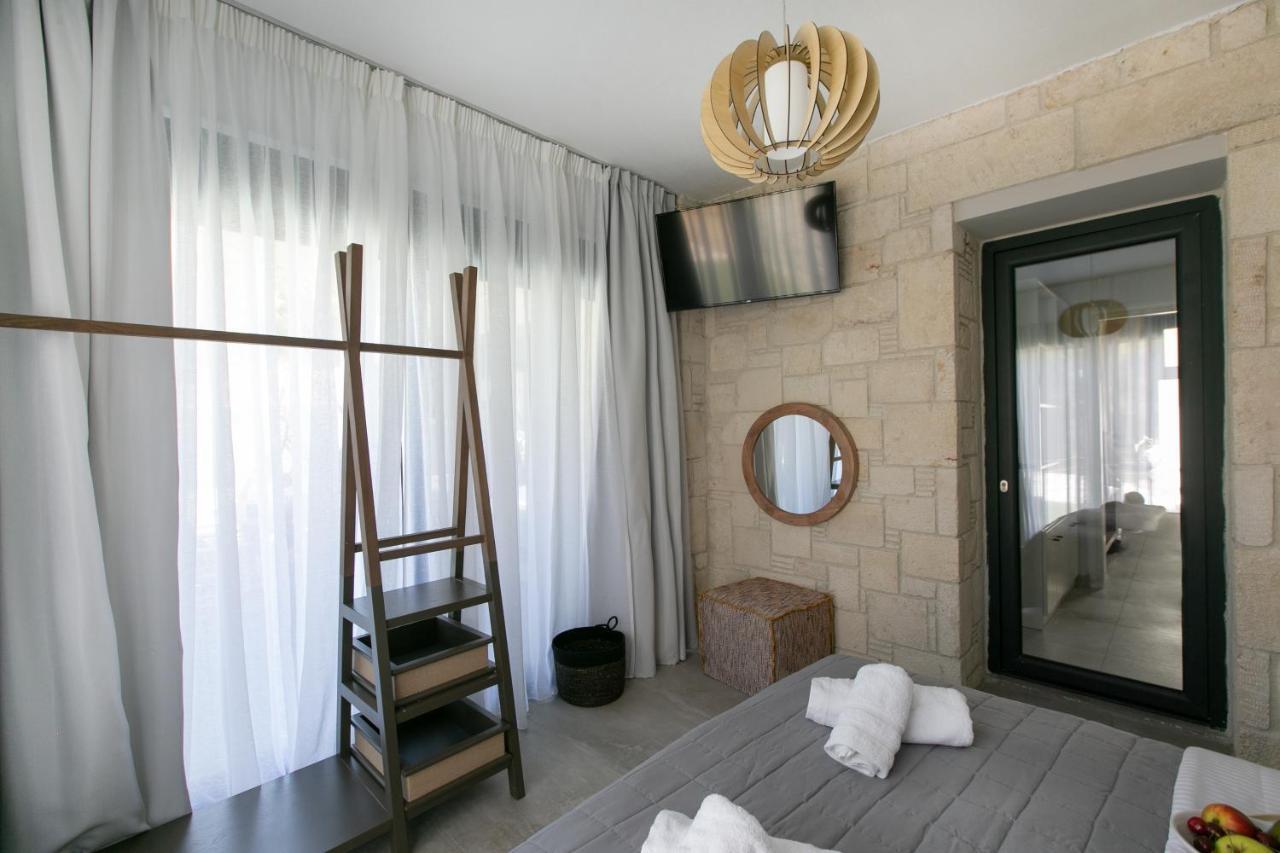 The Euphoria Club Luxury Pefkochori