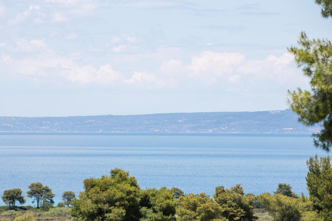 The Euphoria Club Luxury Pefkochori