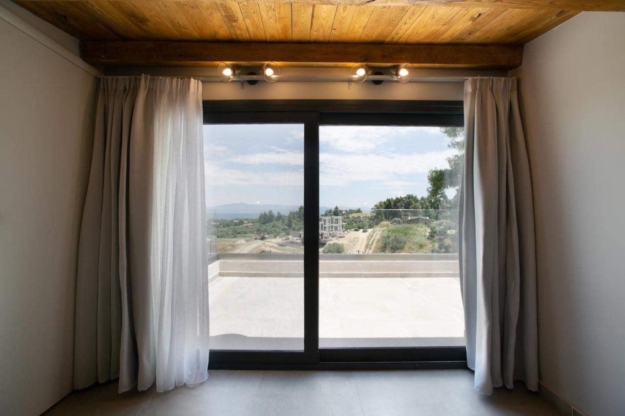 The Euphoria Club Luxury Pefkochori